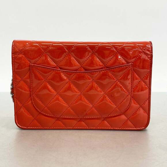 CHANEL Red Wallet - Picture 12 of 13